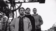 trio de musiciens electropunk